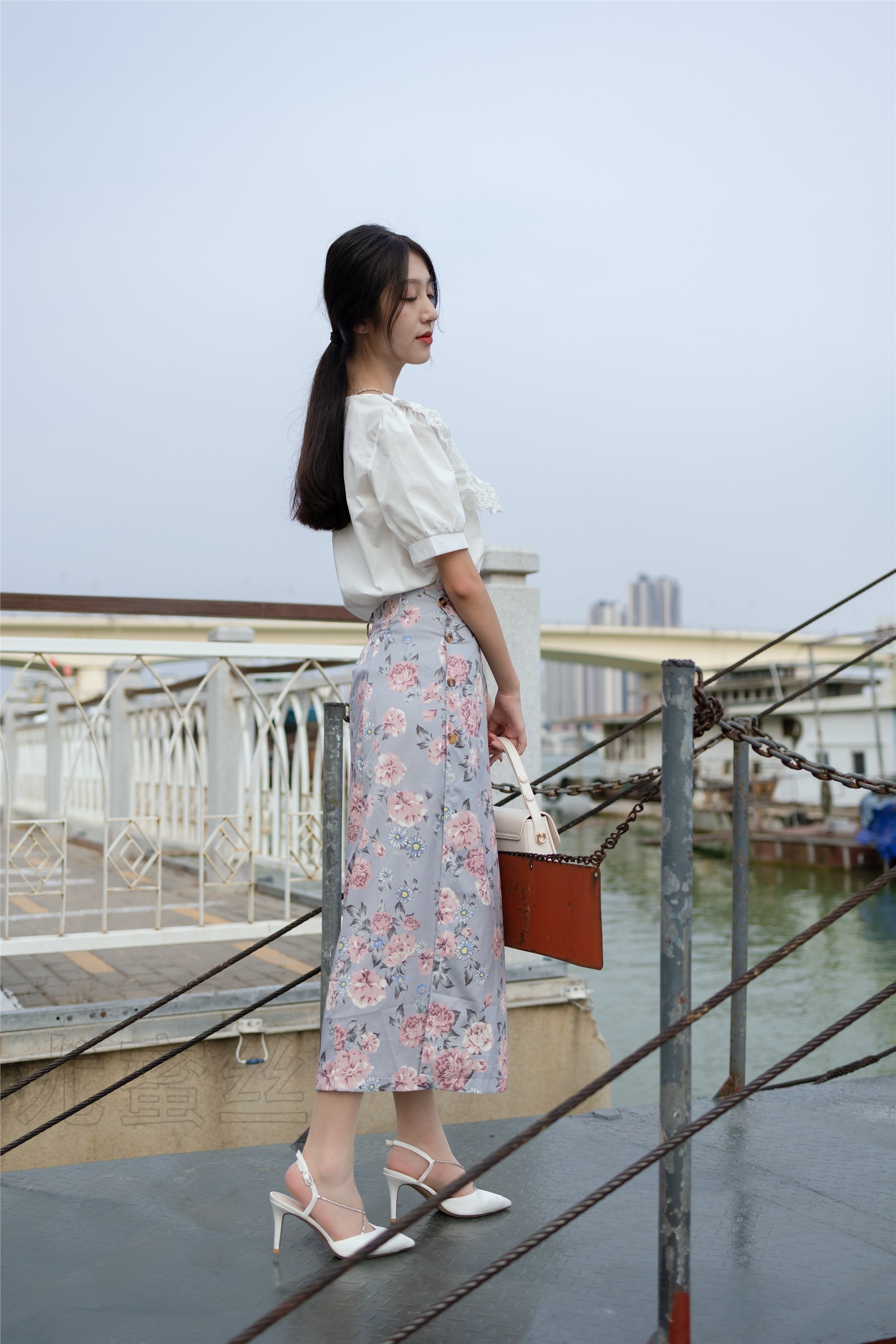 尤蜜丝 穿搭写真 NO.060